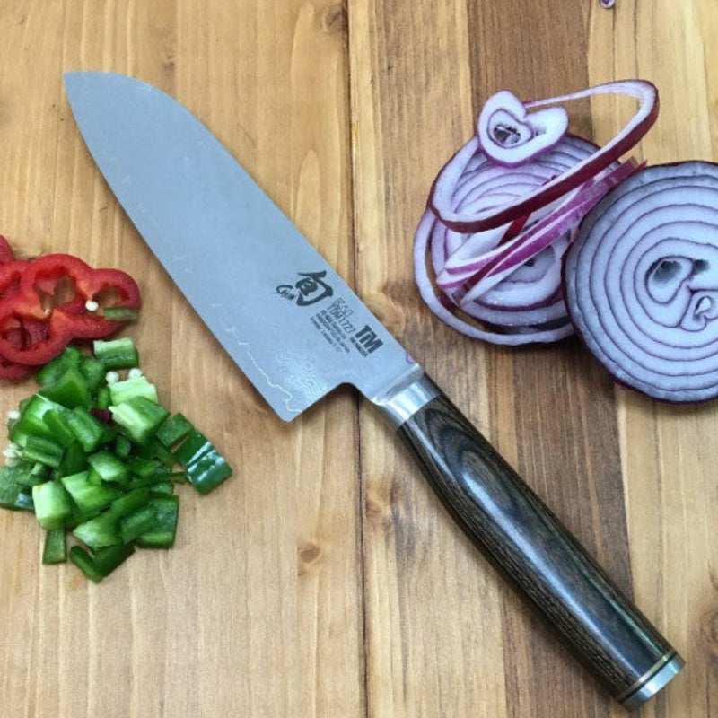 Cuchillo de cocina Kai Shun Premier Santoku mango nogal walnut ergonómico