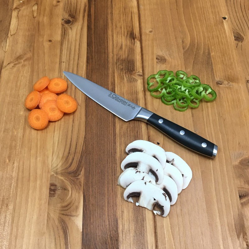 Cuchillo utilitario 15 cms 3 claveles