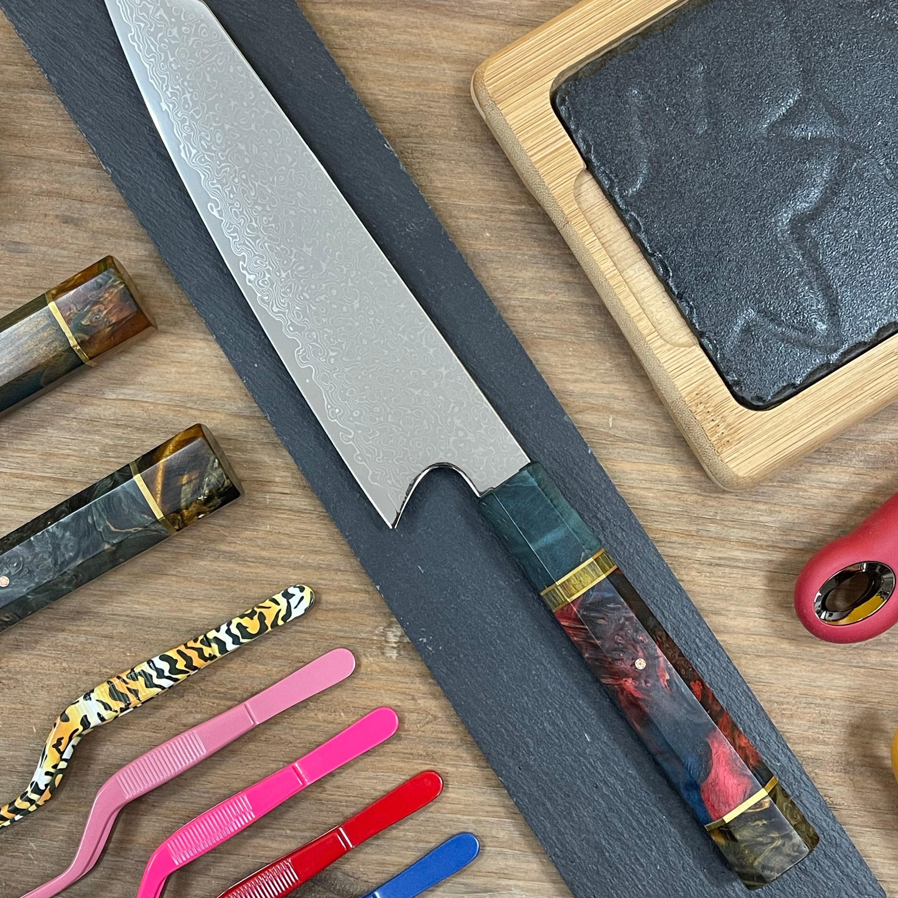 Cuchillo Kiritsuke Damascus 21 cm | Acero VG10 67 Capas | Mango Abedul Estabilizado