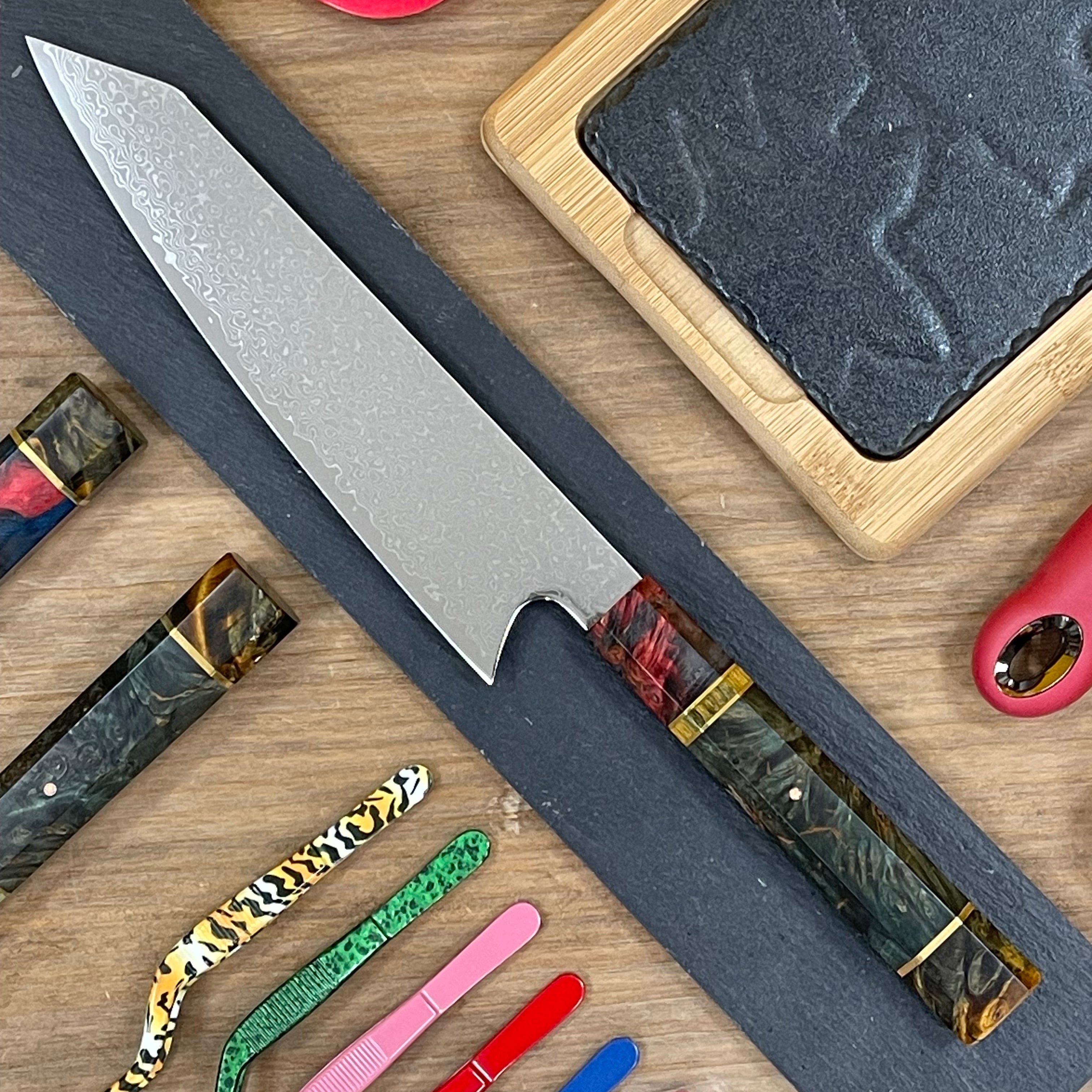 Cuchillo Kiritsuke Damascus 21 cm | Acero VG10 67 Capas | Mango Abedul Estabilizado
