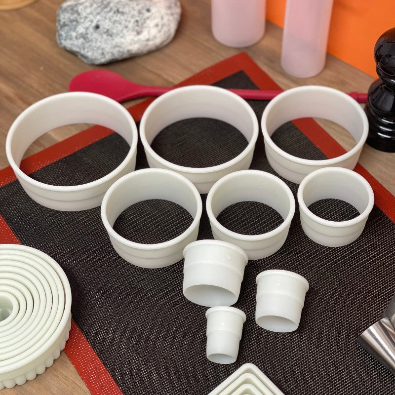 Stampo Torte IBILI 9 Pezzi - Corta Masas Redondo Liso - Foto 12