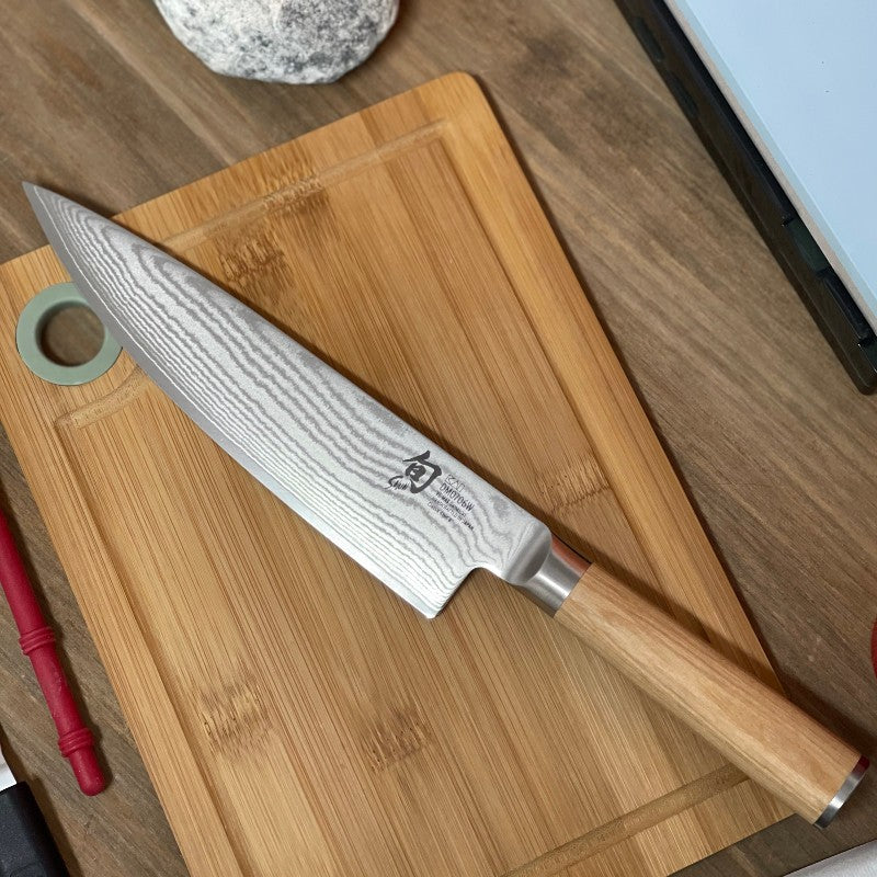 Cuchillo cocina Kai shun white