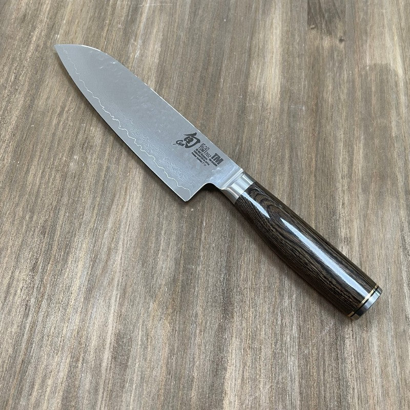 Cuchillo shun premier santoku 18 cms