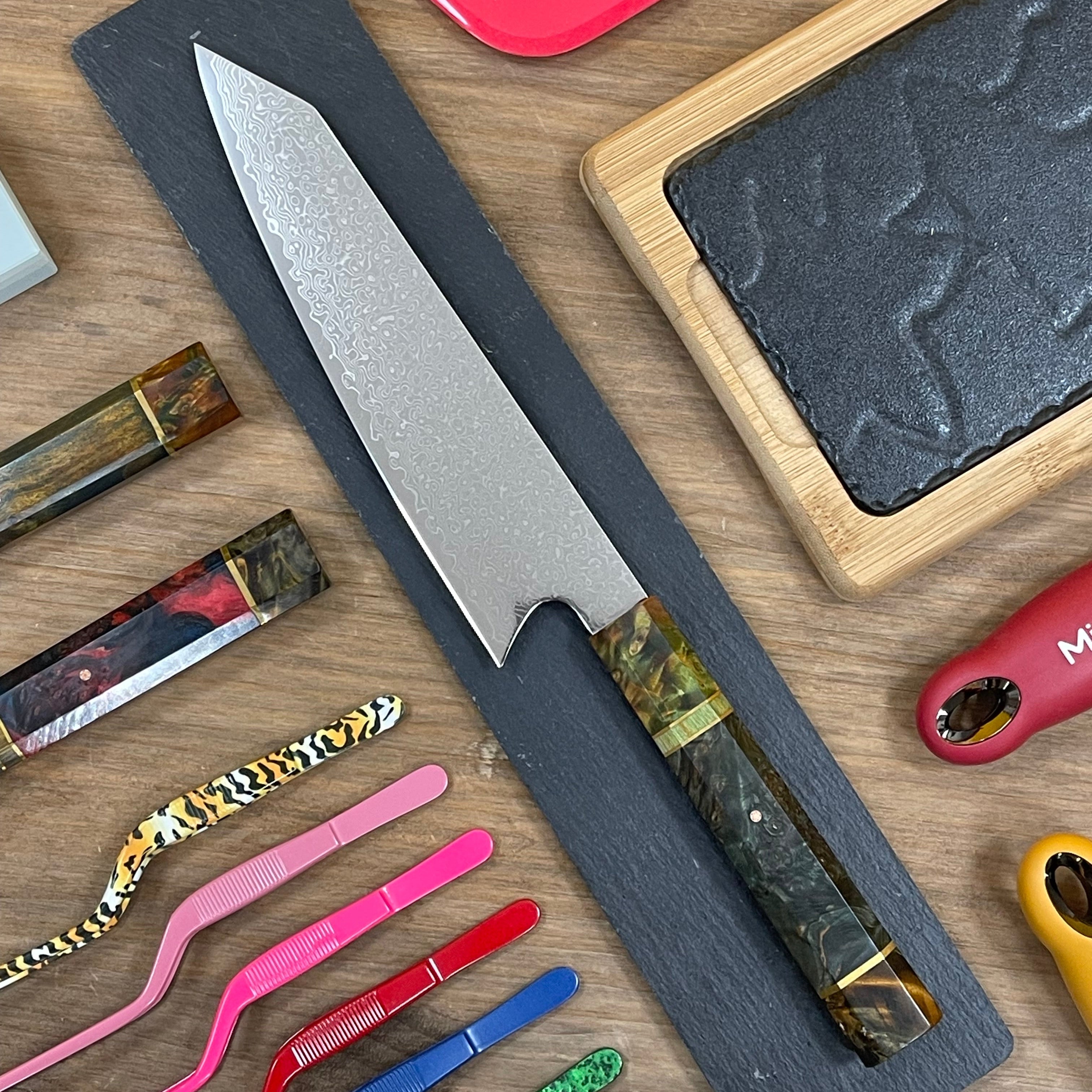 Cuchillo Kiritsuke Damascus 21 cm | Acero VG10 67 Capas | Mango Abedul Estabilizado