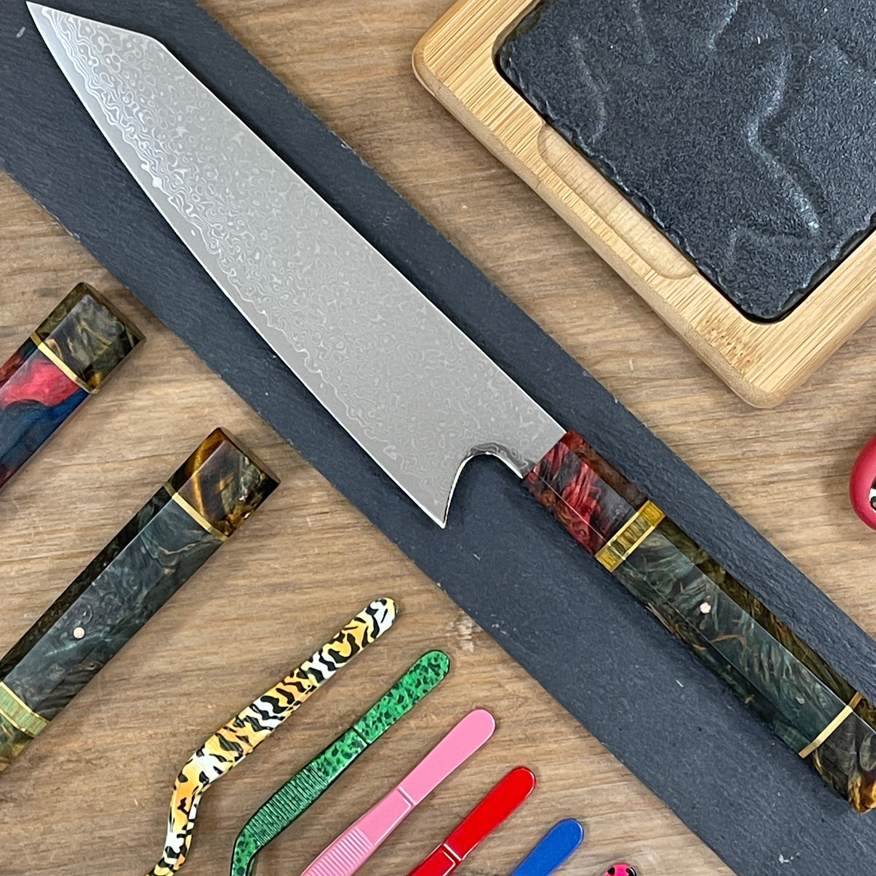 Cuchillo Kiritsuke Damascus 21 cm | Acero VG10 67 Capas | Mango Abedul Estabilizado