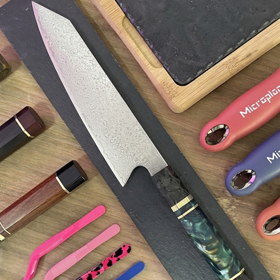 Cuchillo Kiritsuke Damasco 67 Capas VG10 | Mango Fibra de Carbono