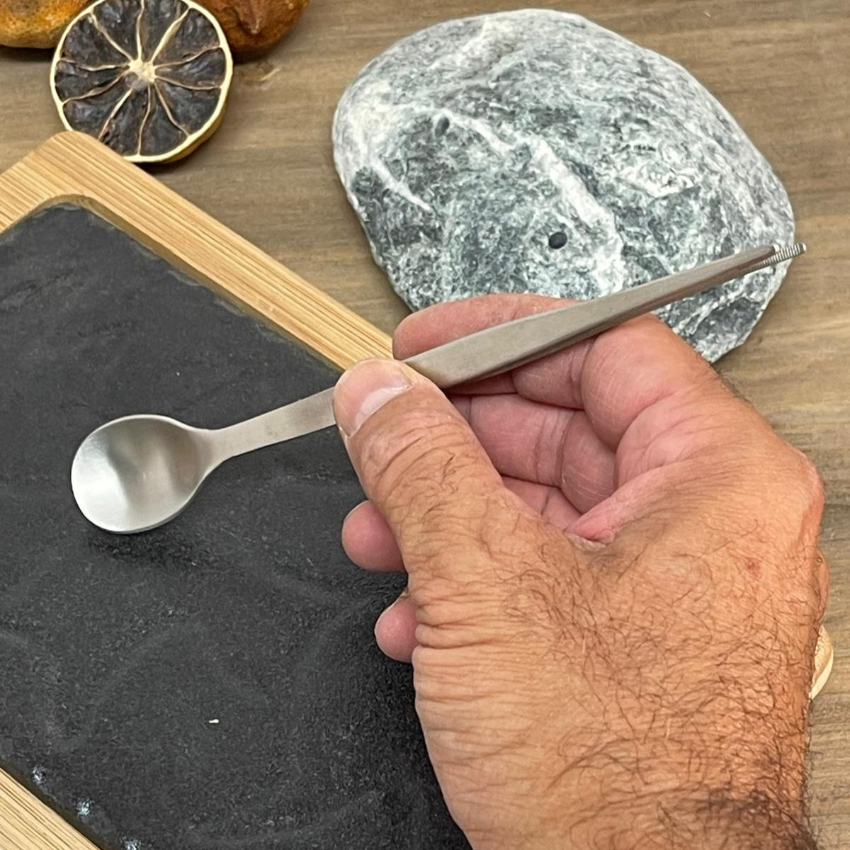 Pinza de precicion Lacor con cuchara